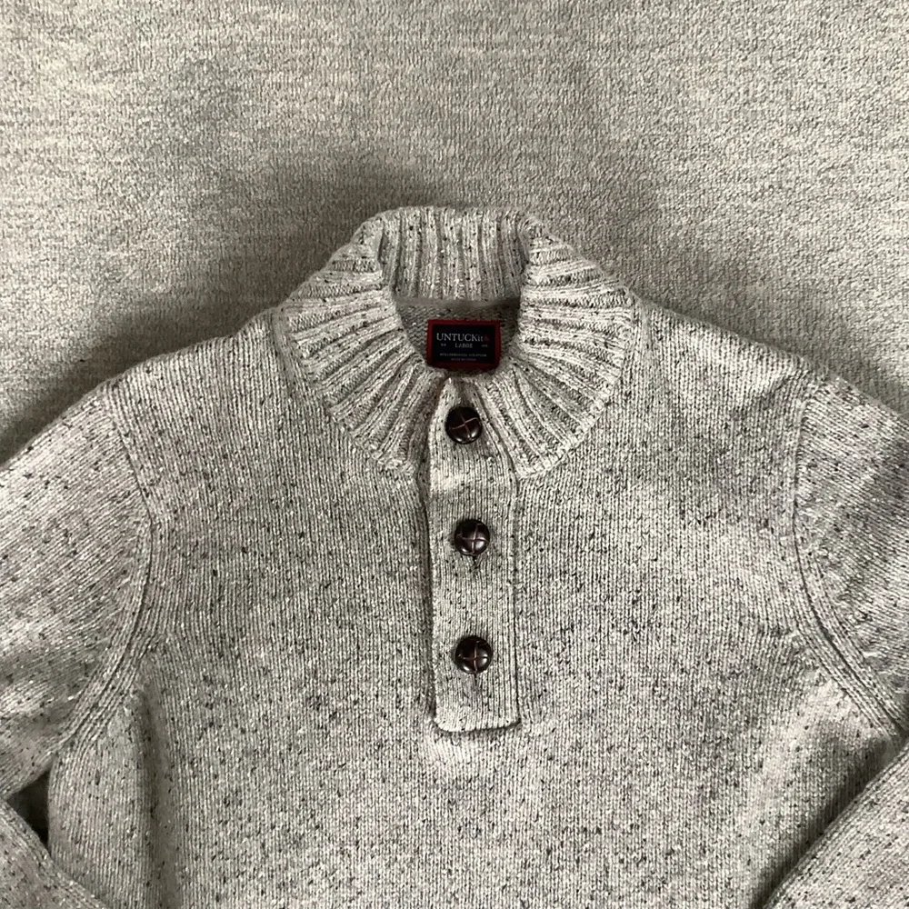 UNTUCKit Men's Speckled Gray Vangone Sweater Sz. L